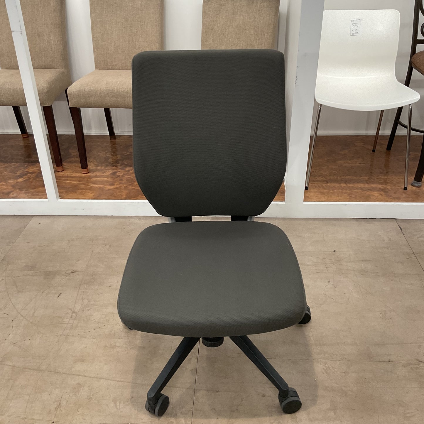 Graphite Rollin Chair