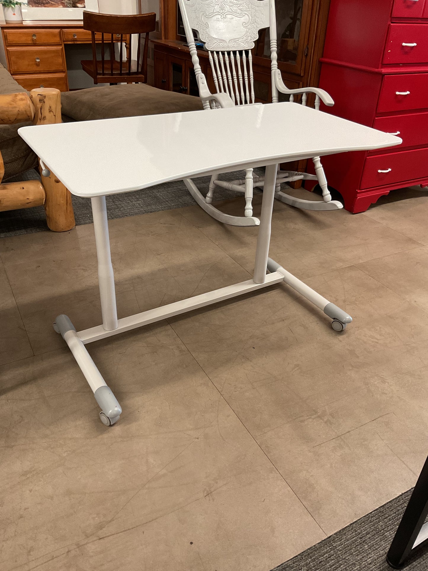 Rollin up with my desk missing