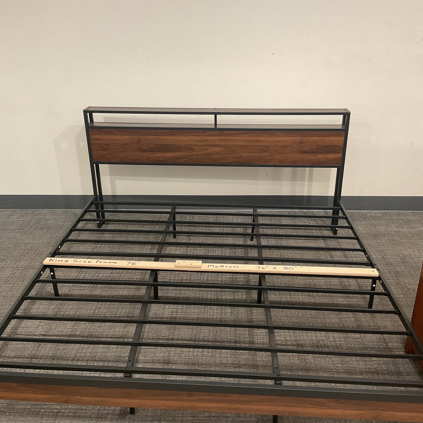 Wood Platform King Bed (B056)