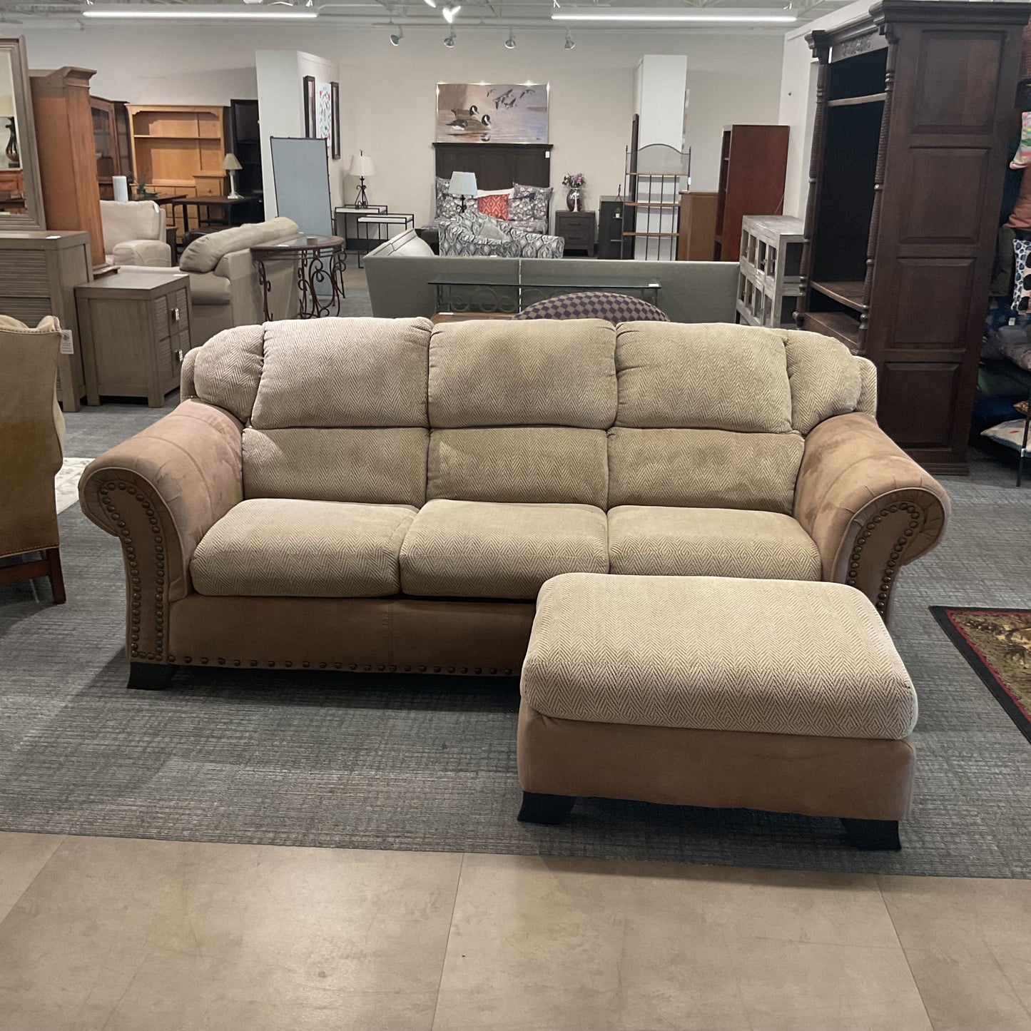 Sandy Sofa W/ Ottoman