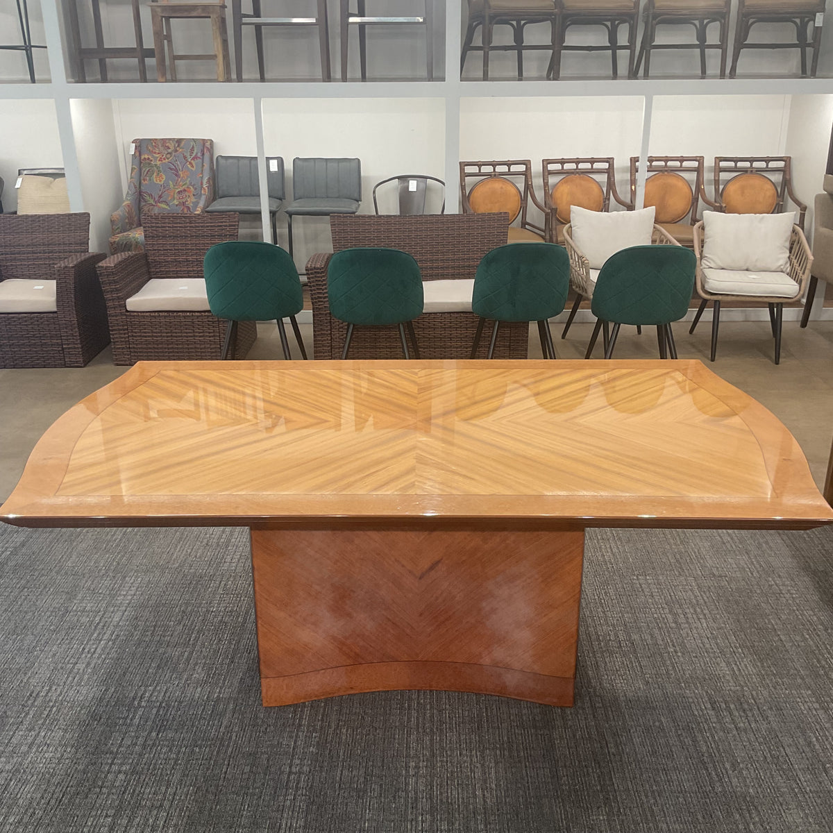 Real Glossy Dining Table
