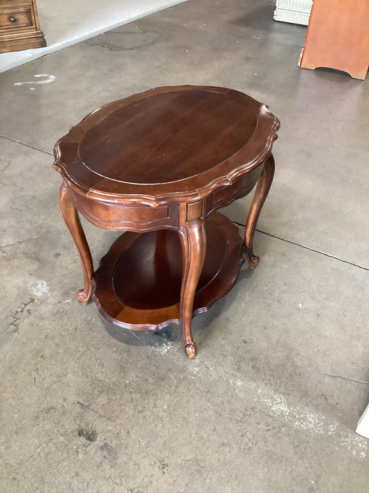 More oval end tables please!!! *WH*