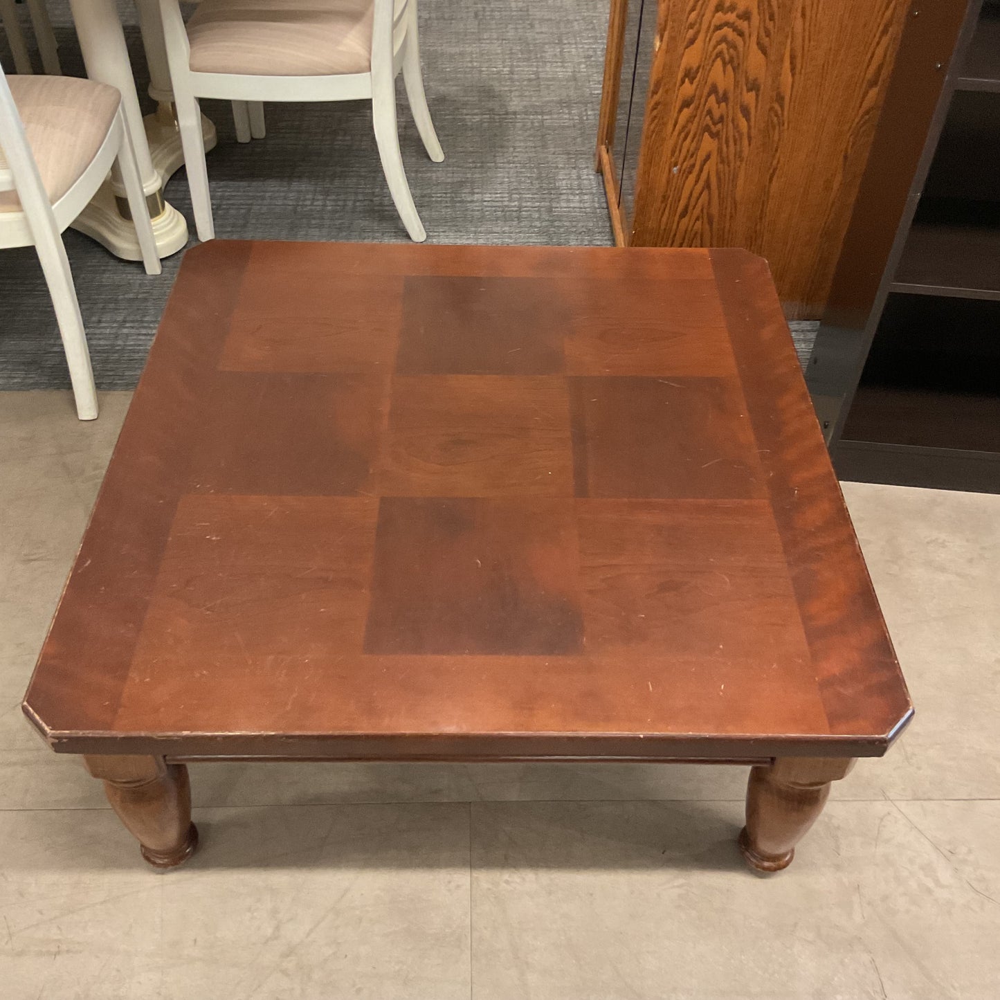 Basic Cocktail Table