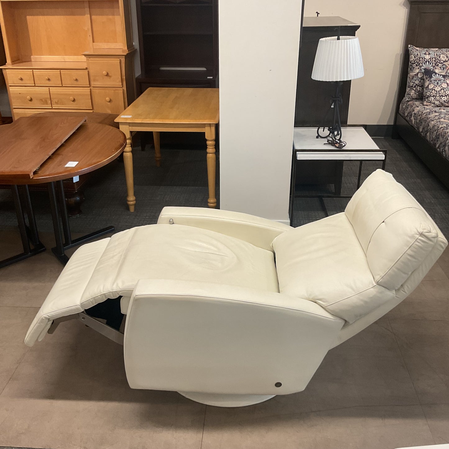 Cloud Form Recliner