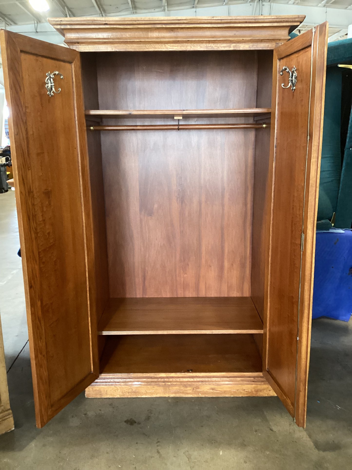 Maze Runner Armoire *WH*