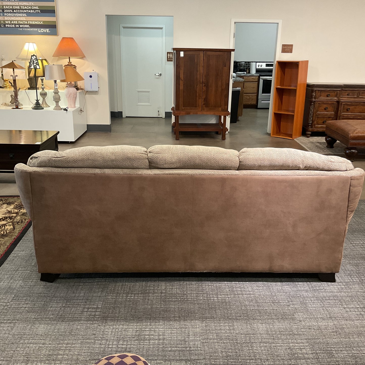 Sandy Sofa W/ Ottoman