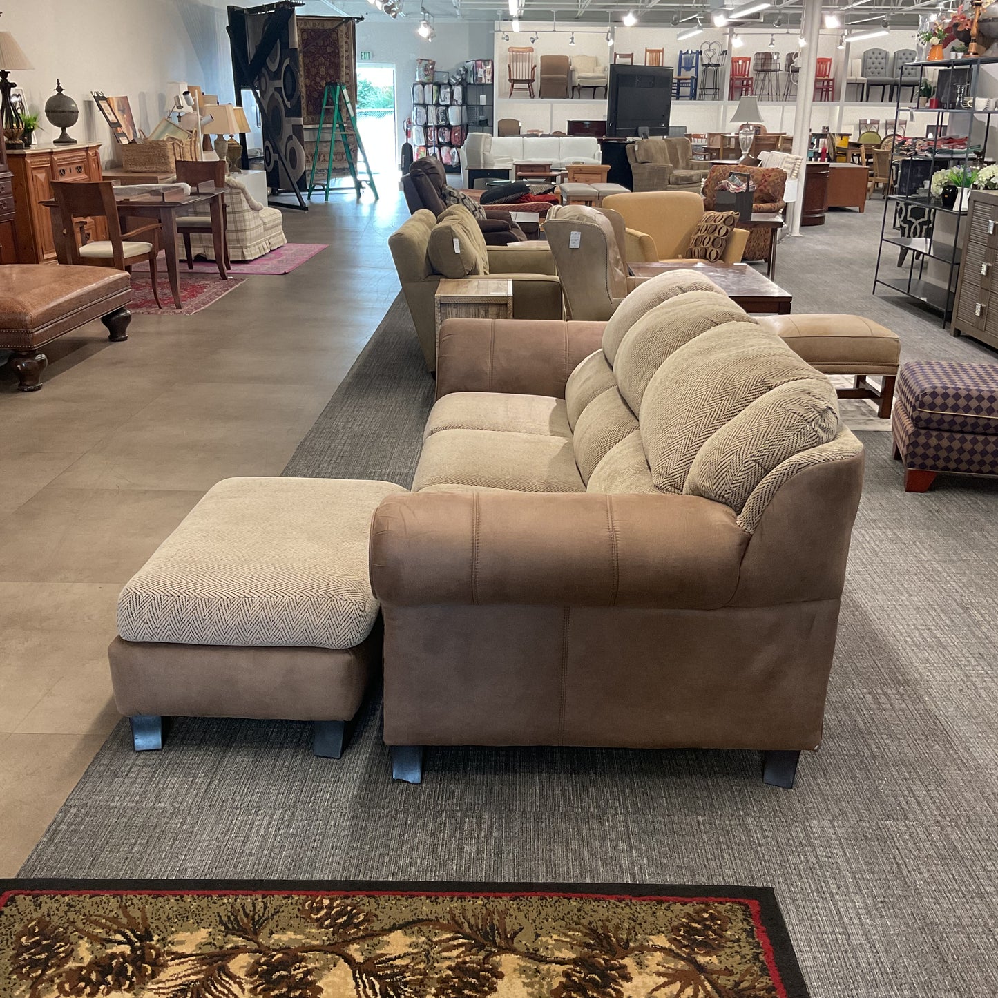 Sandy Sofa W/ Ottoman