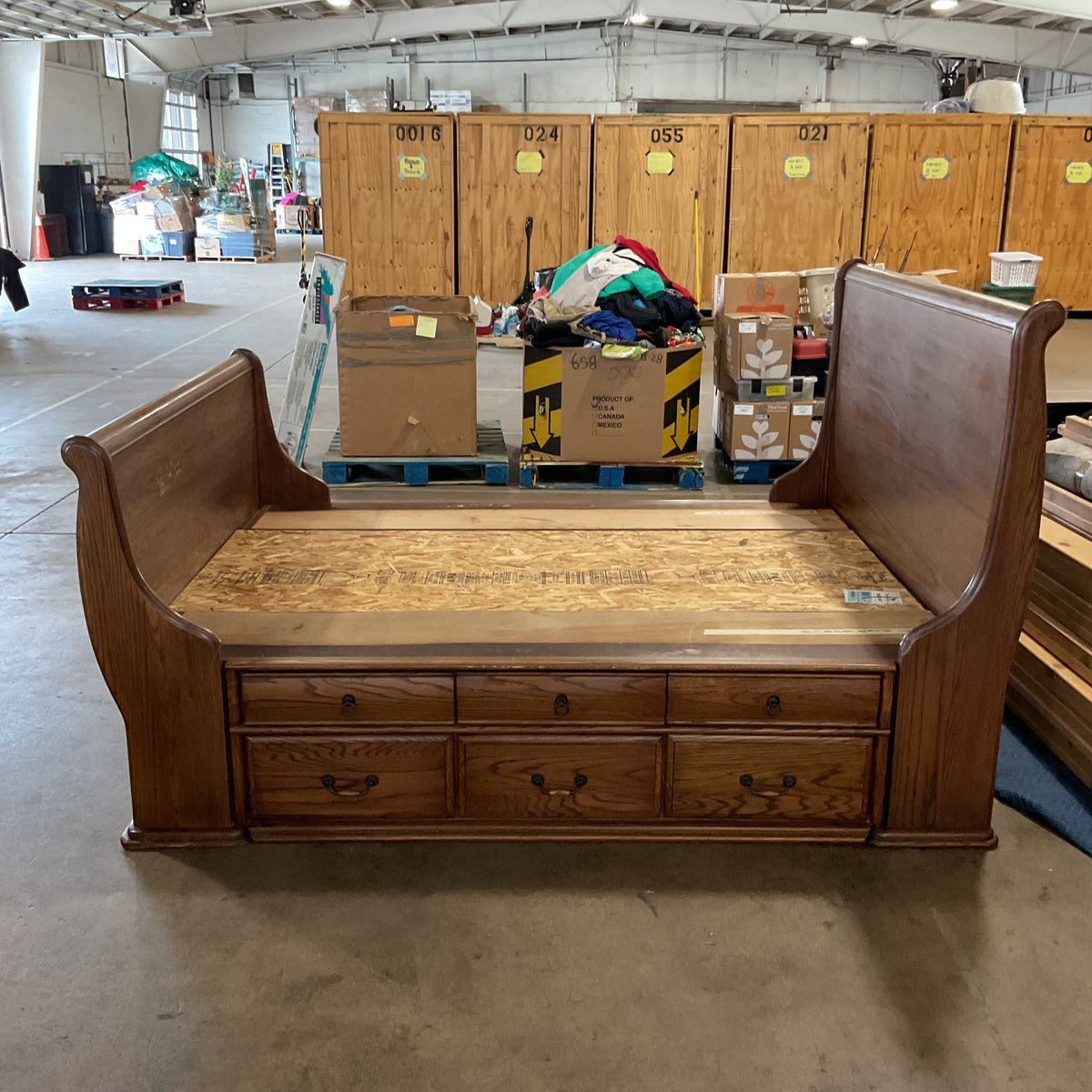 Captain My Captain Queen Bed (B101)*WH