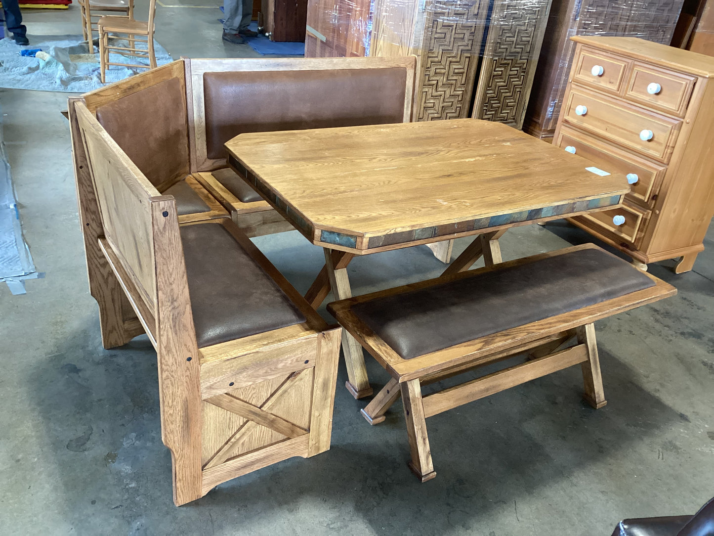 Cabin in the woods dining set *WH*