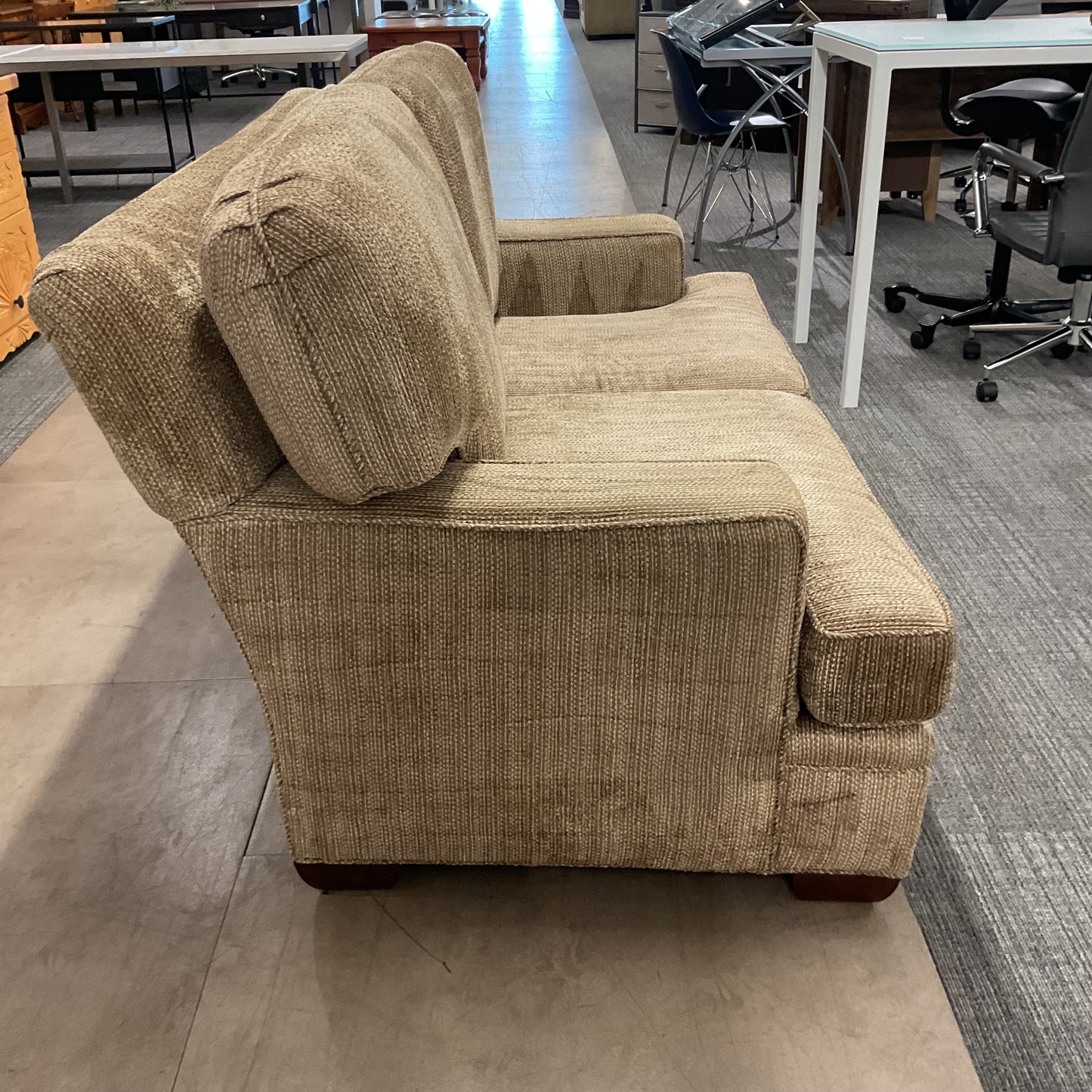 Golden Graham Loveseat