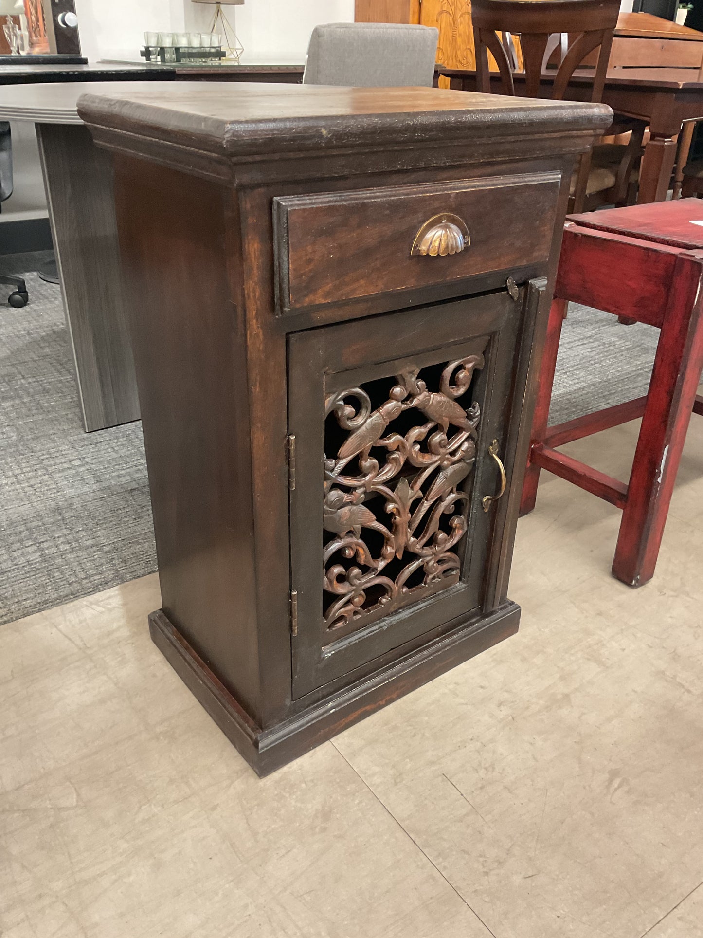 What a extravagant “India” made Nightstand