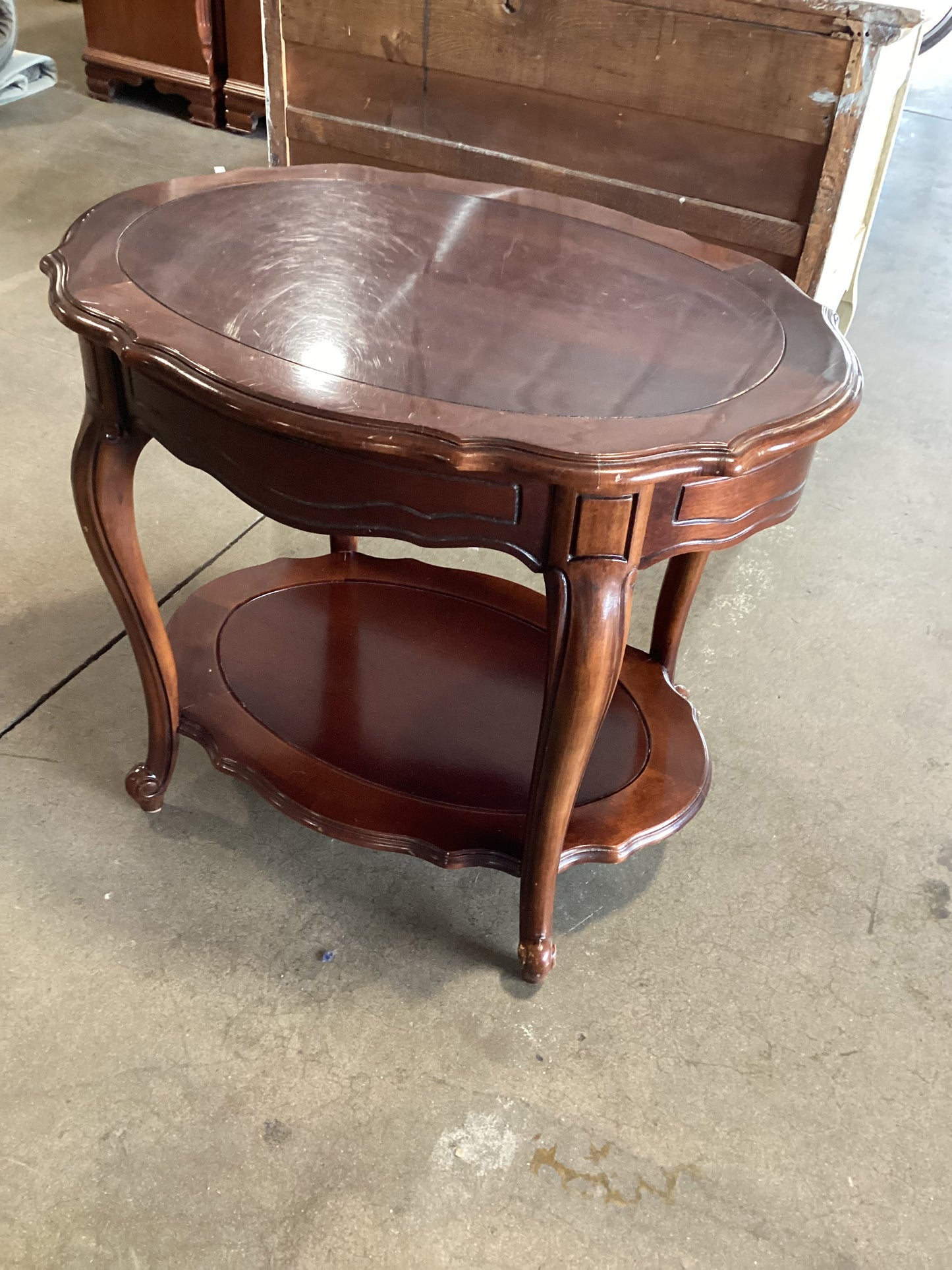 More oval end tables please!!! *WH*