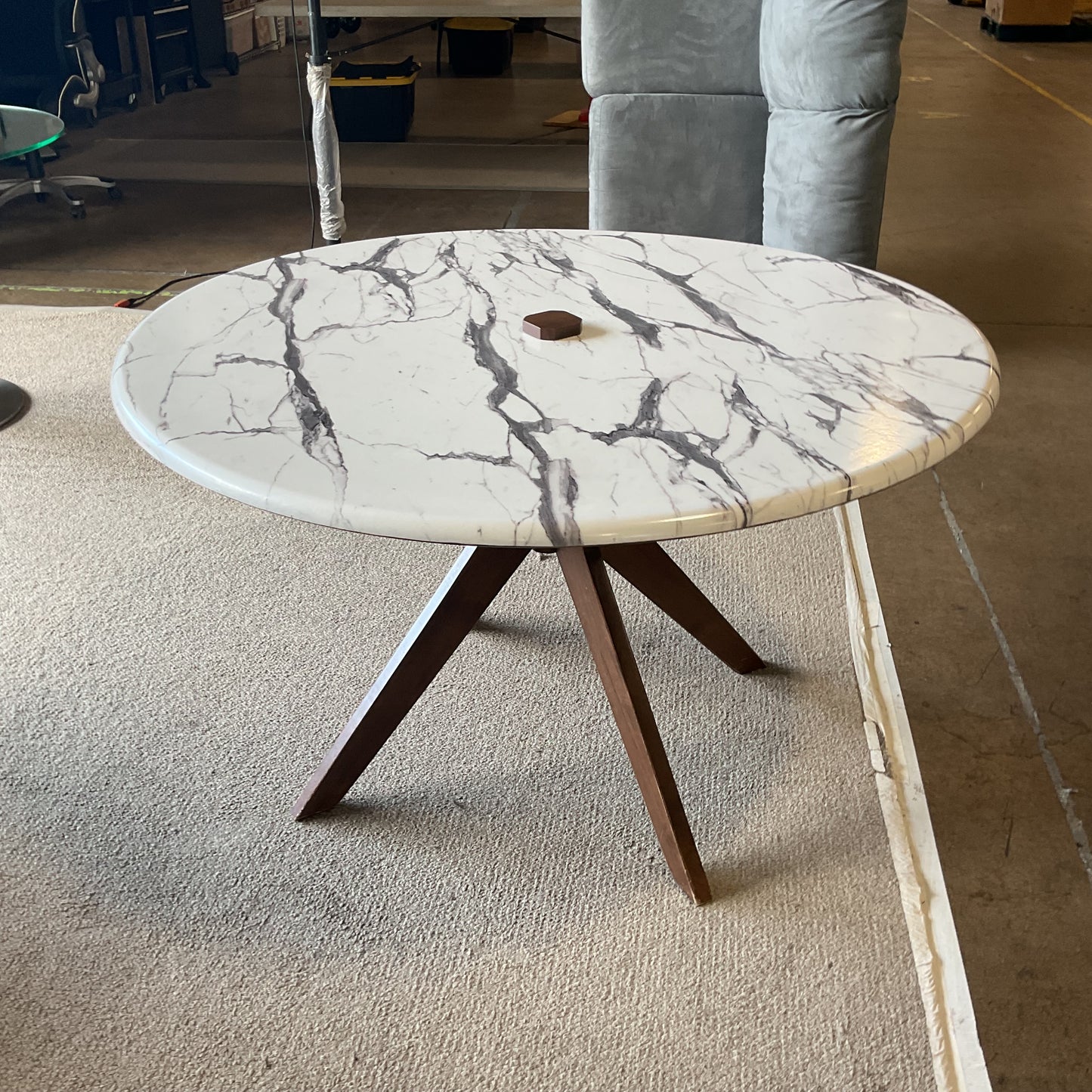 Walnut Base Dinning Table *WH