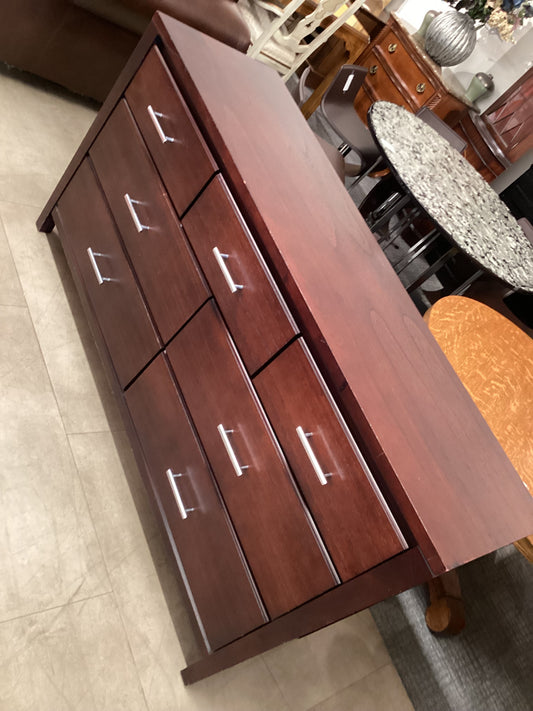 Now Thats what I call a Dresser