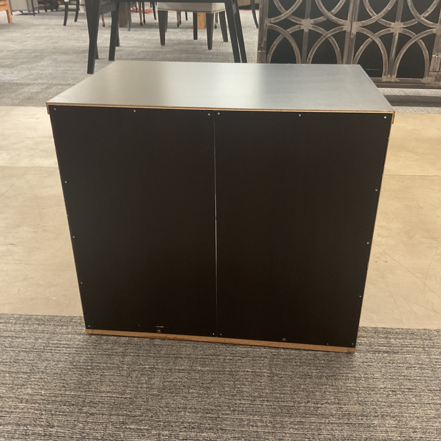 Aero Nightstand
