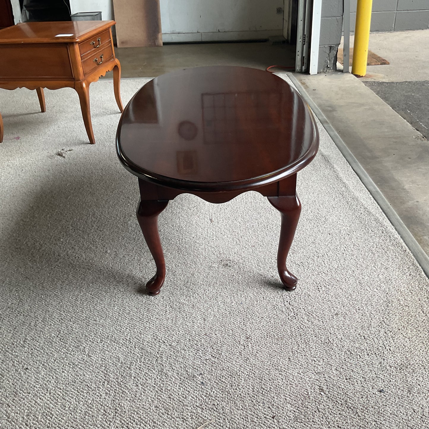 Cherry Oval Coffee Table *WH