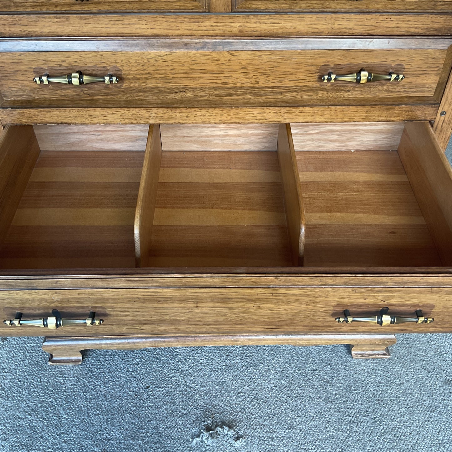 Honey Oak Dresser *WH