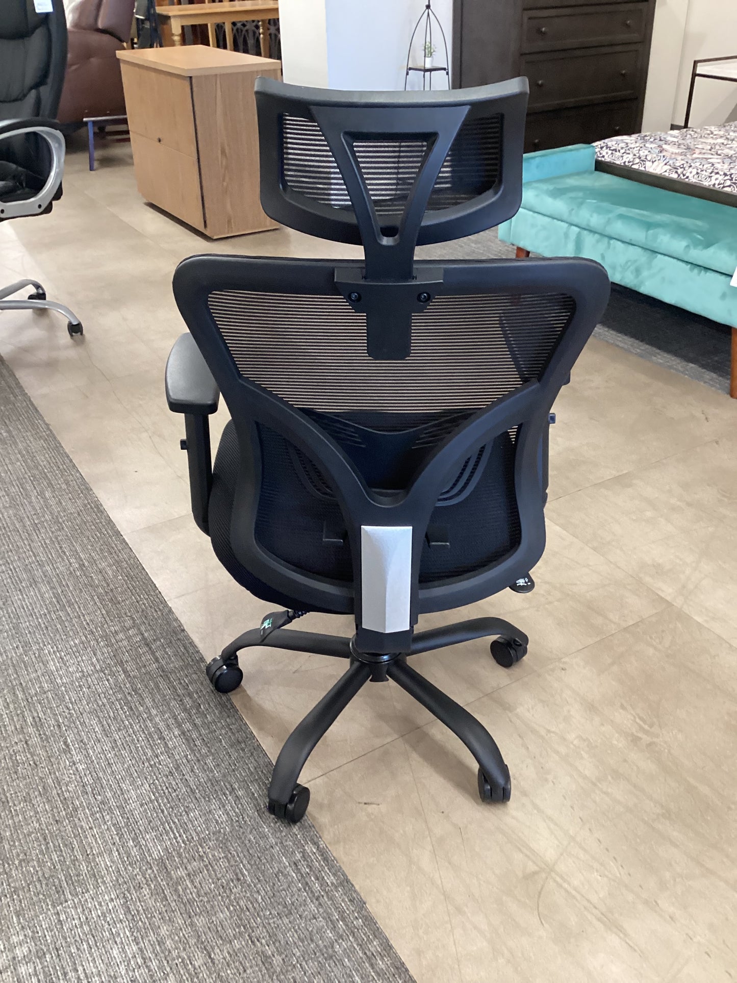 N8’s Office Chair