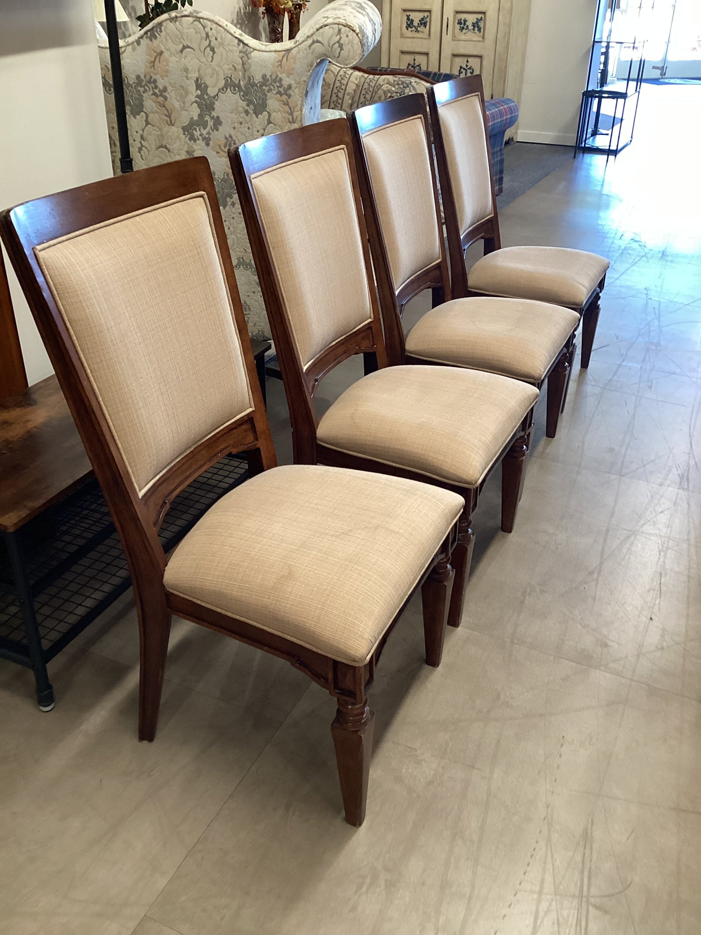 Quadruplets chair set