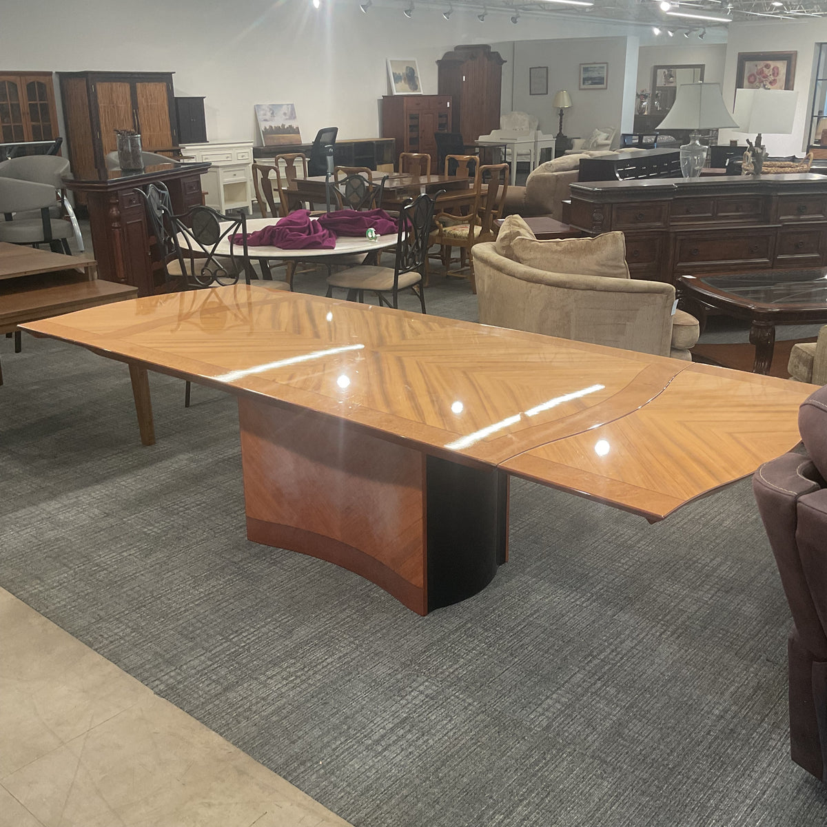 Real Glossy Dining Table