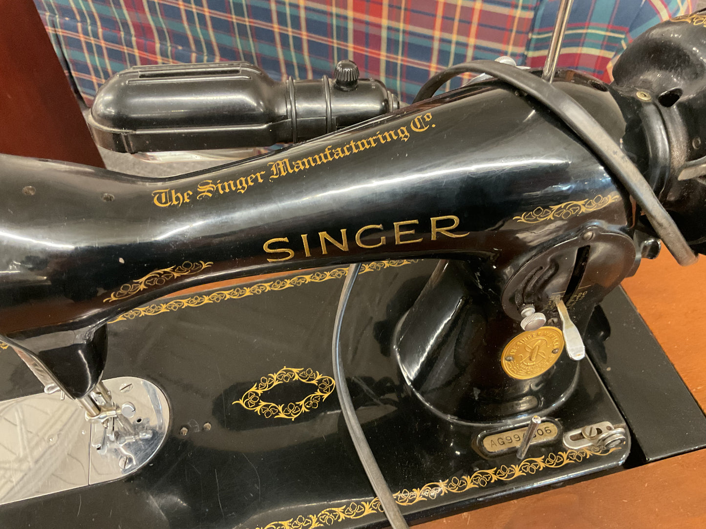 Sing 2 Me Sewing Table