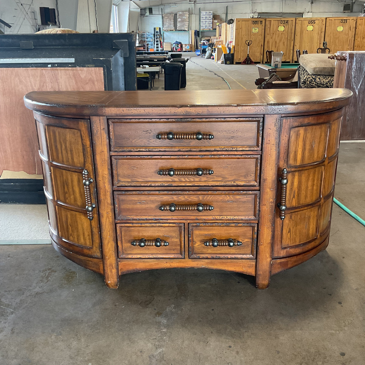 Aurelia Barrel Buffet *WH