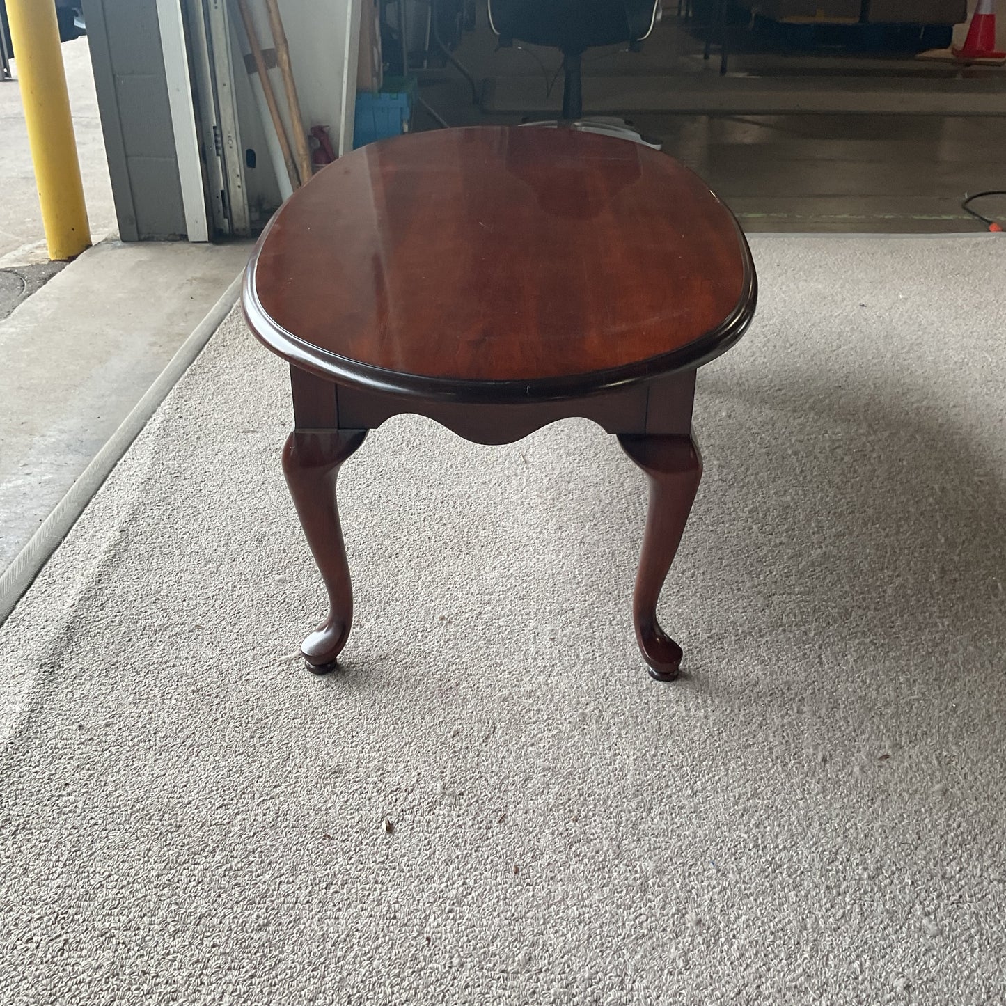 Cherry Oval Coffee Table *WH