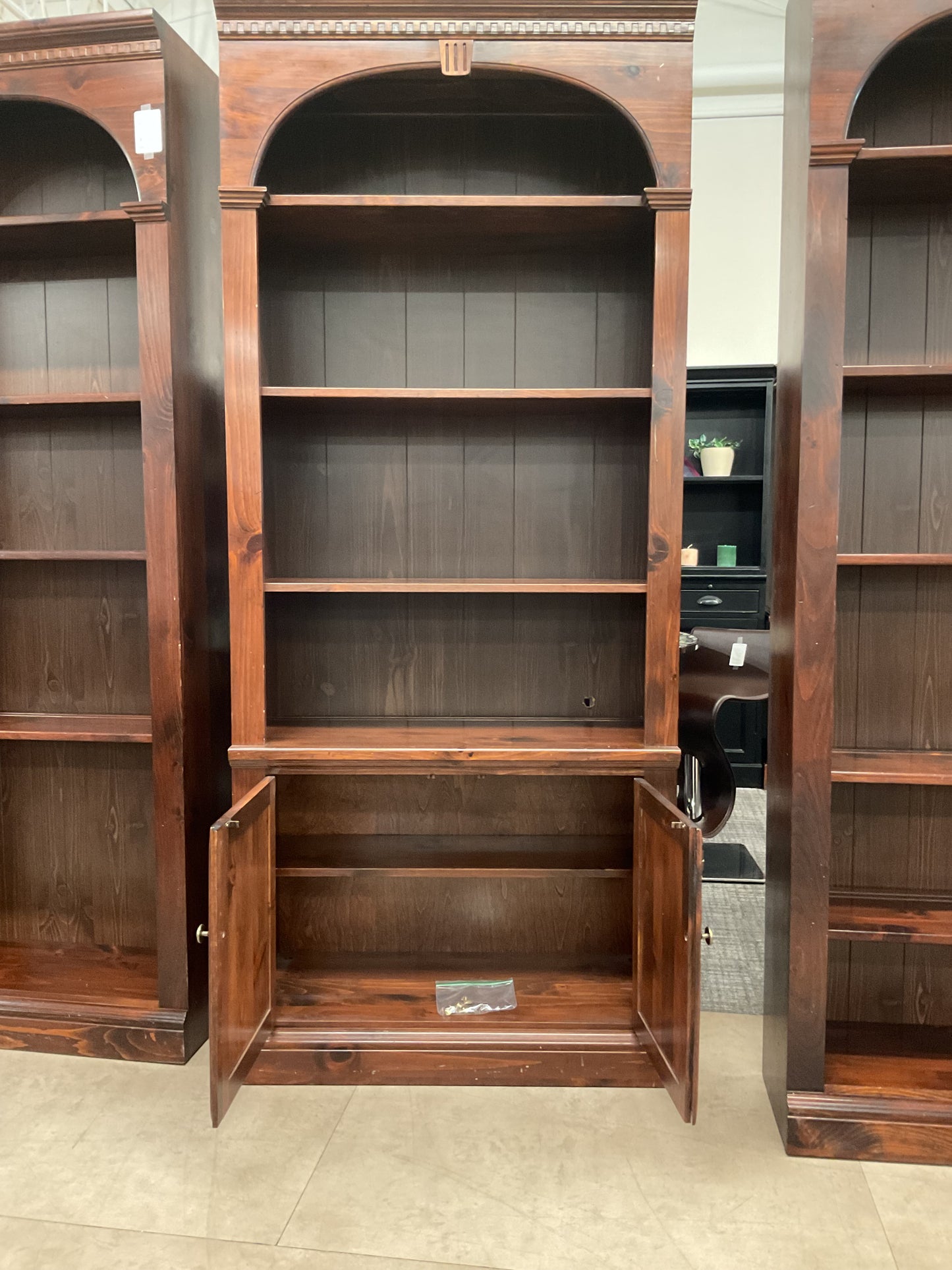 You’re been seen, but have been read? Bookcase