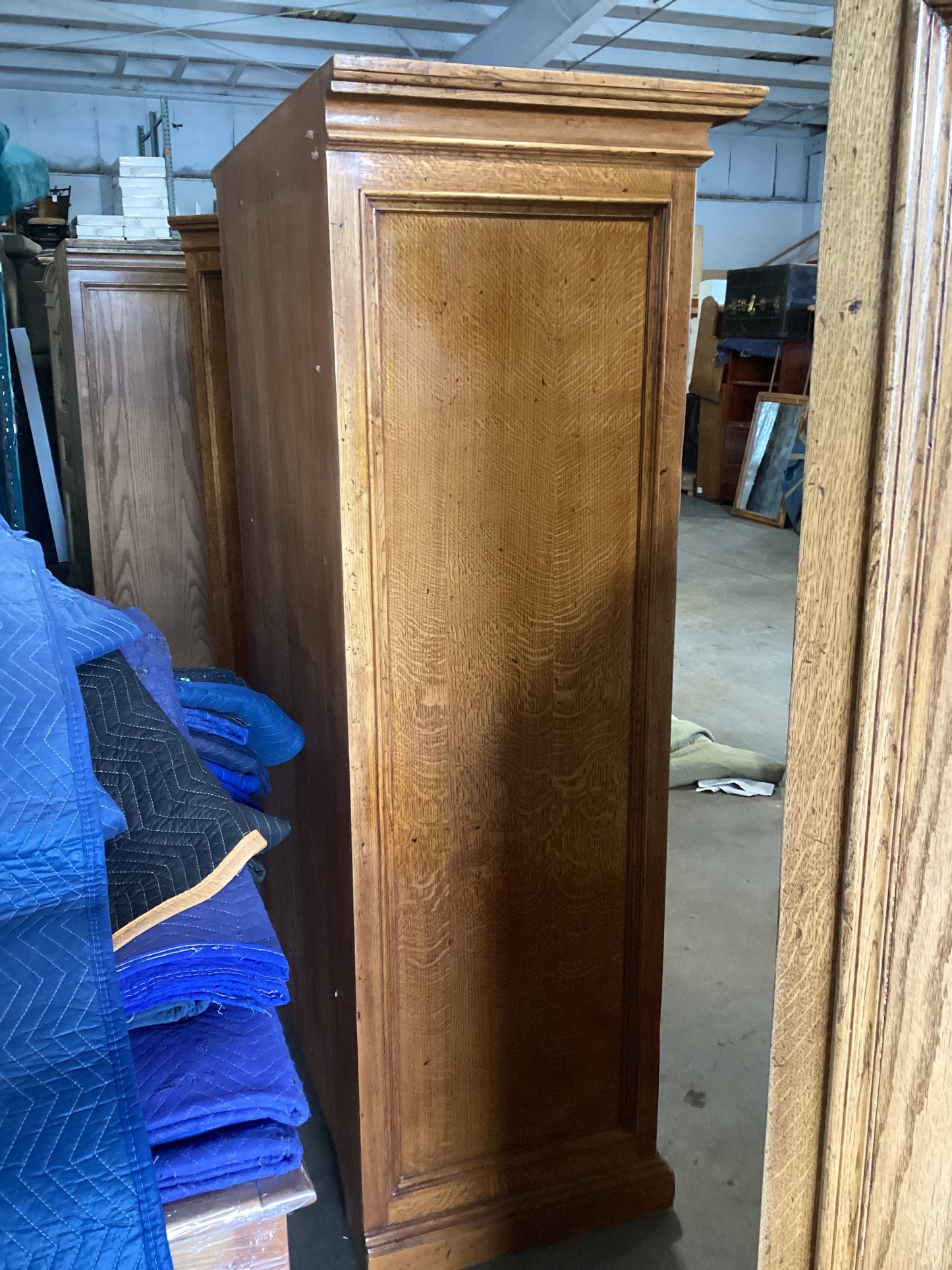 Maze Runner Armoire *WH*