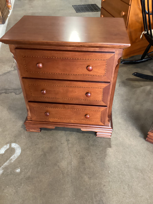 Super cute nightstand *WH*