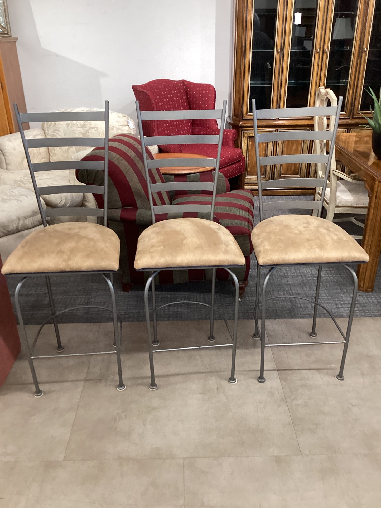 3 amigos bar stool set