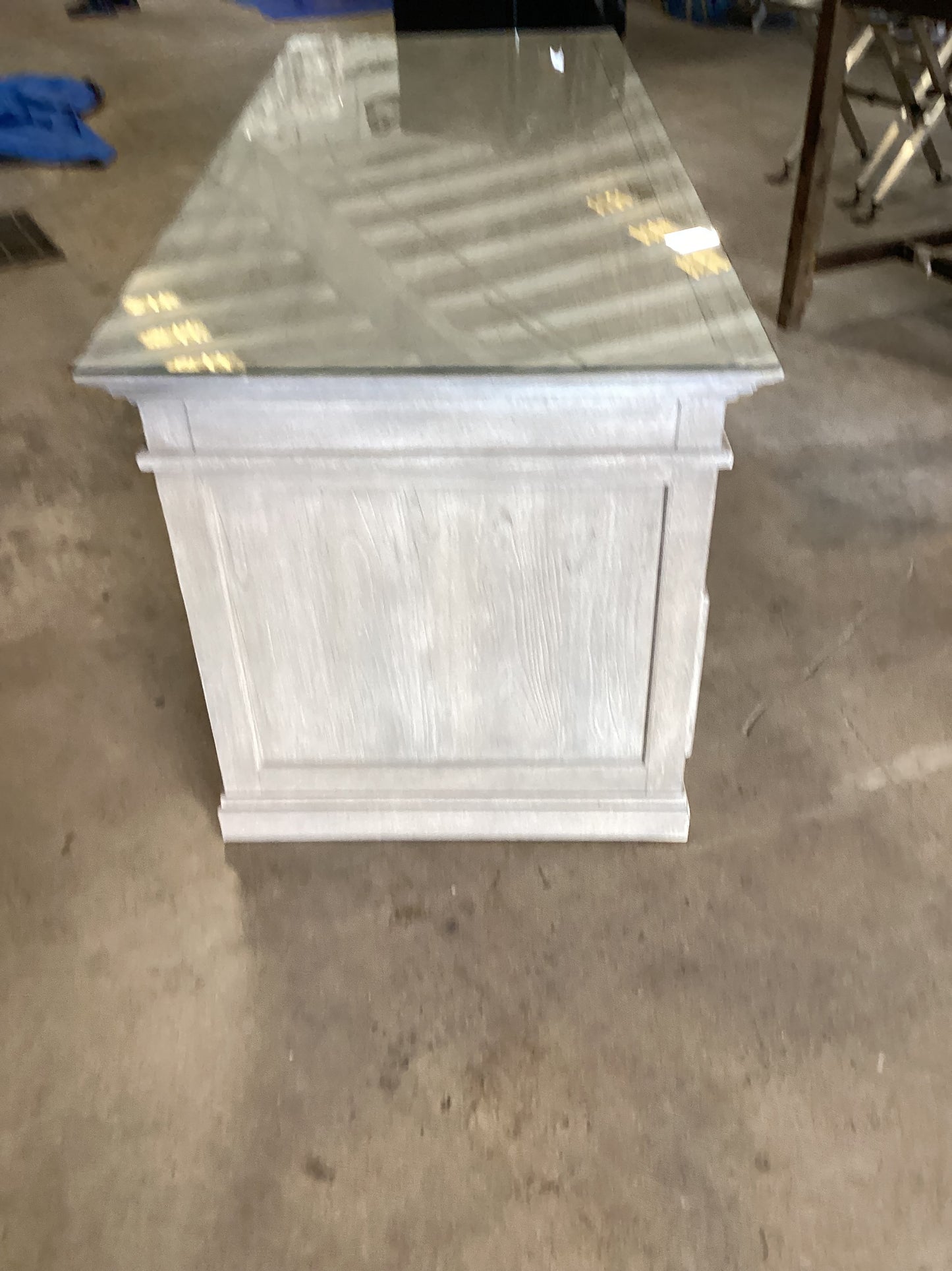 Pretty sweet desk *WH*