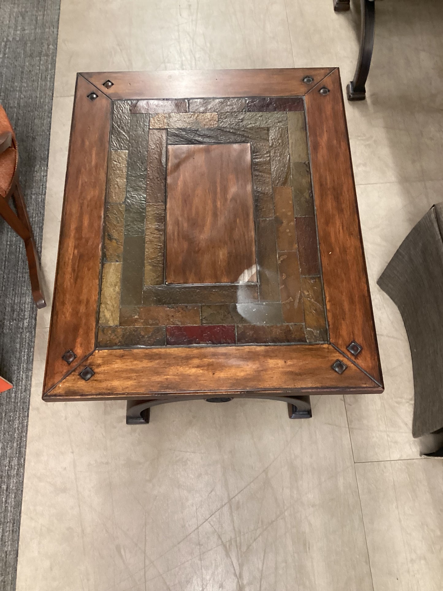 The vibe is this end table