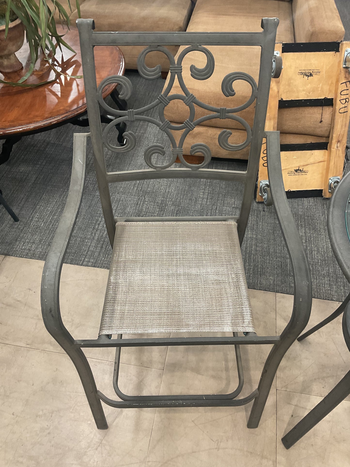 You can just tell patio set