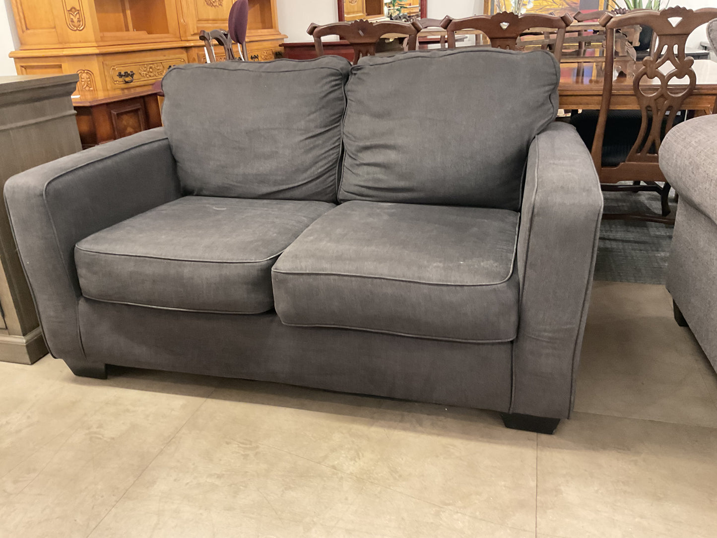 Sink in loveseat