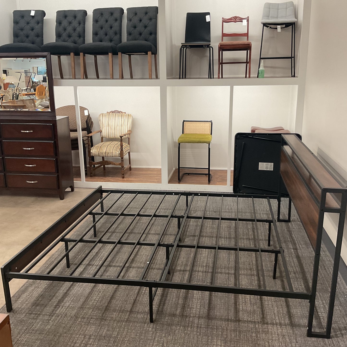 Wood Platform King Bed (B056)