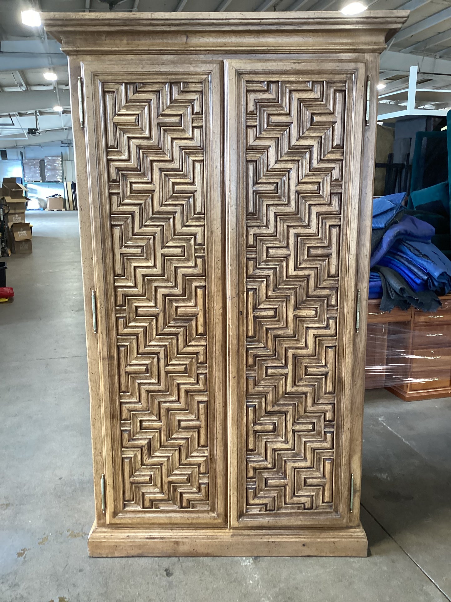 Scotch trial armoire *WH*