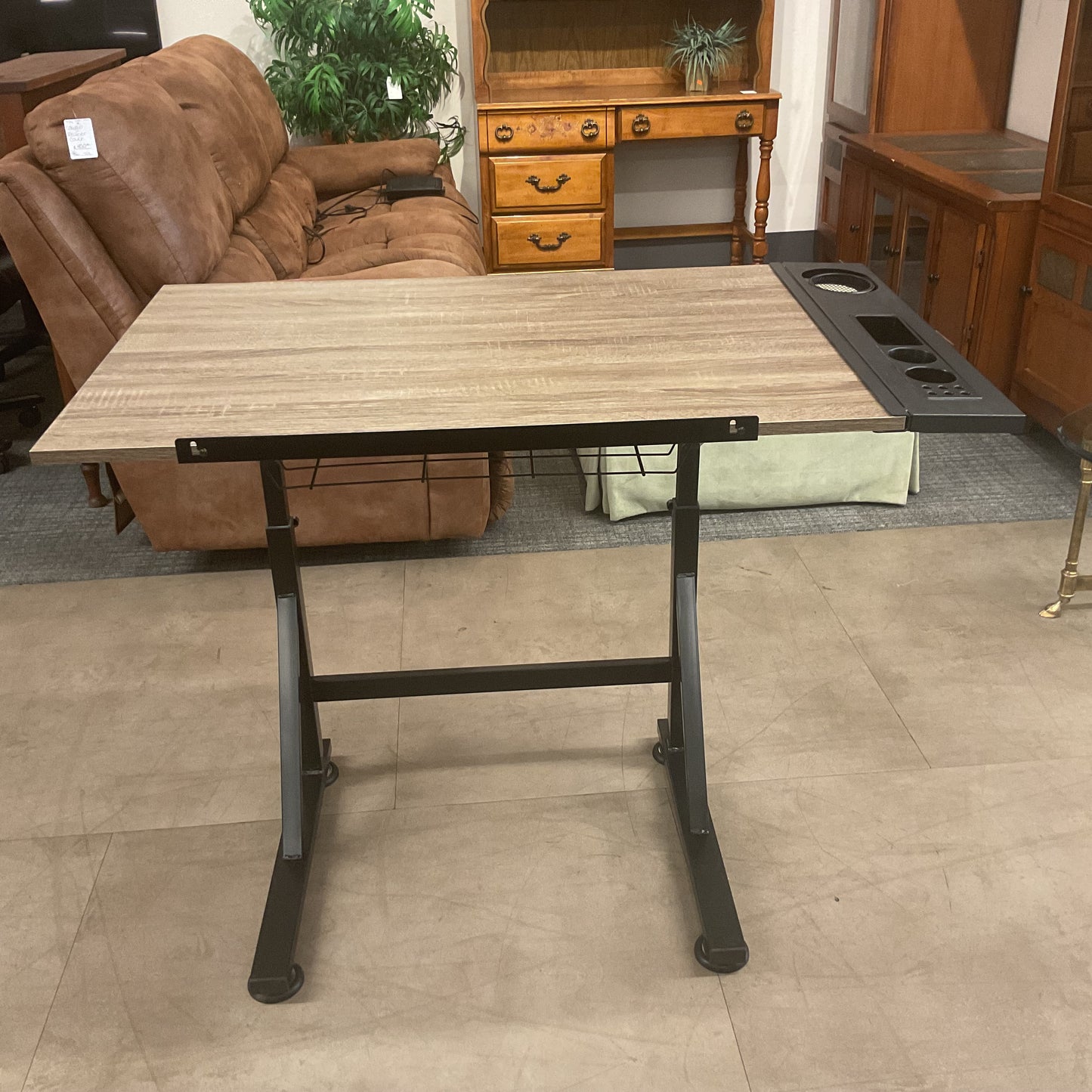 Van Gogh’s Art Table