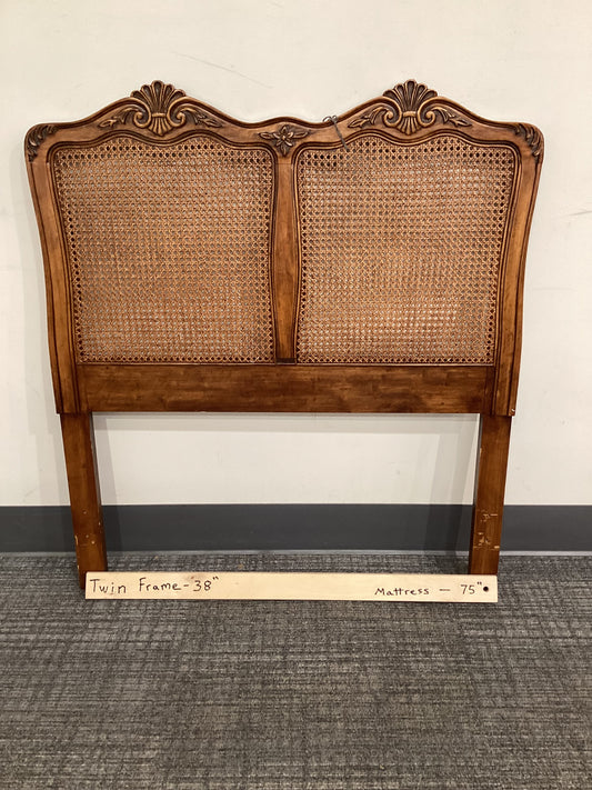 Twinless headboard (H001)
