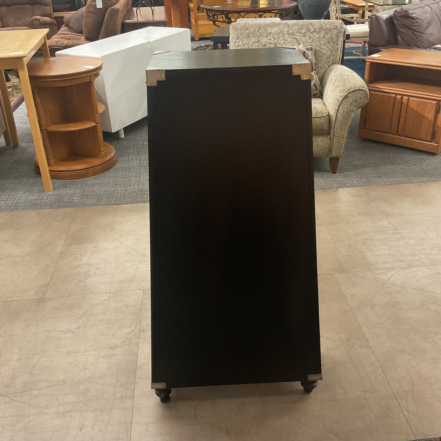 Dustin’s Pyramid Dresser