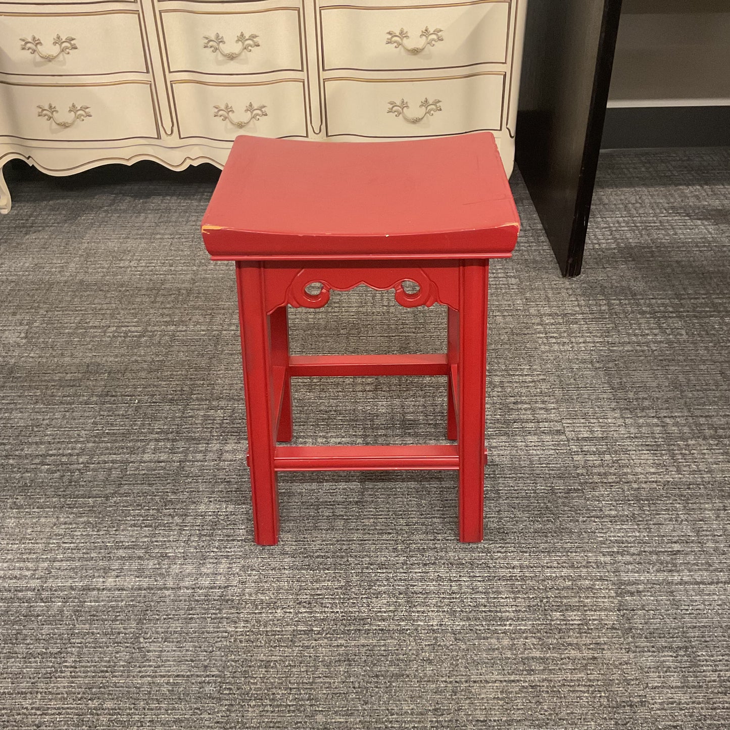 Bert’s Chinese Stool