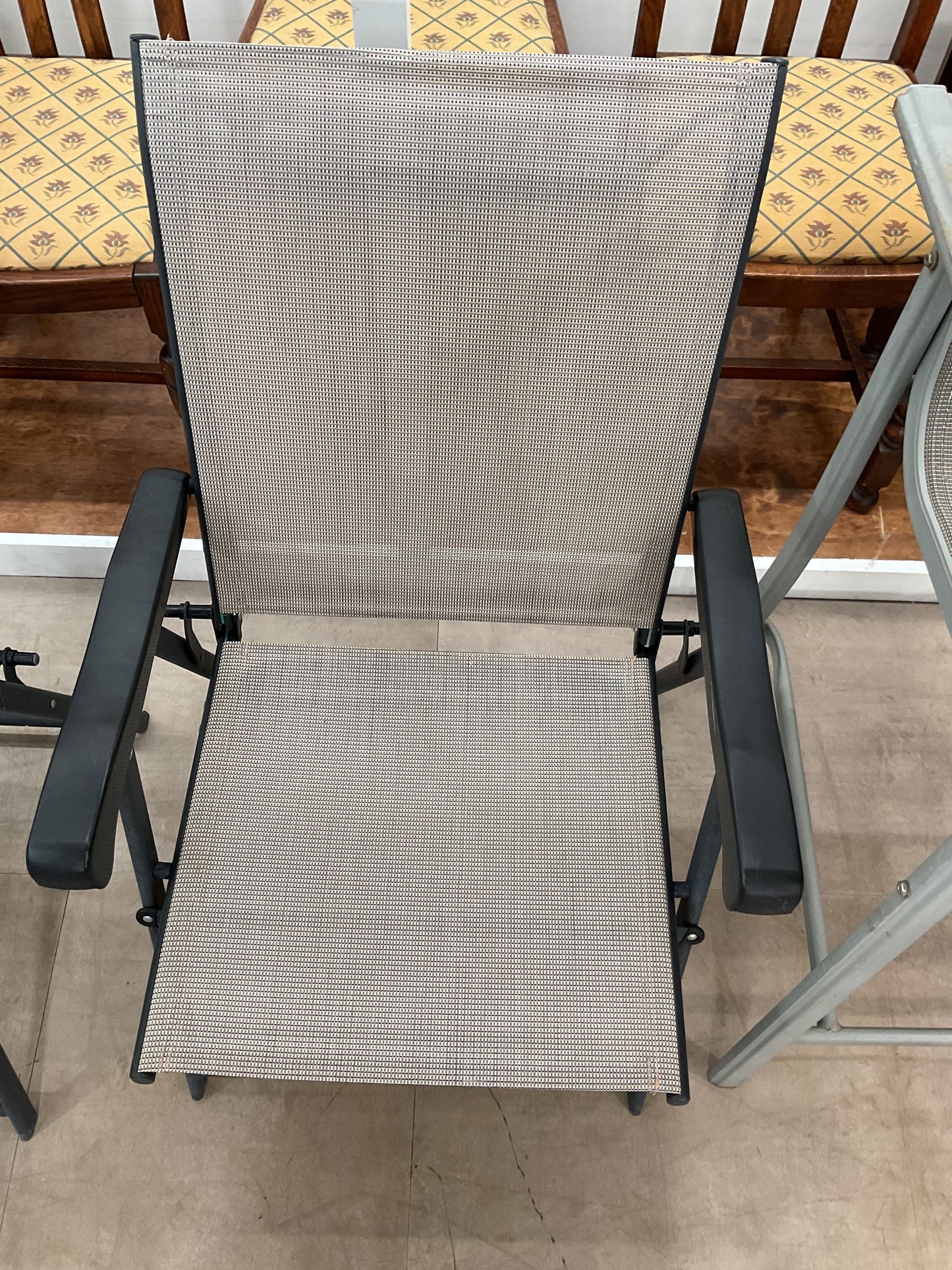 Yaaass Chairs