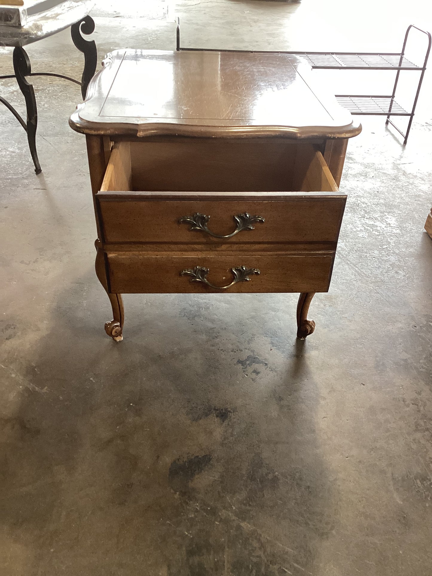 Elegant nightstand *WH*
