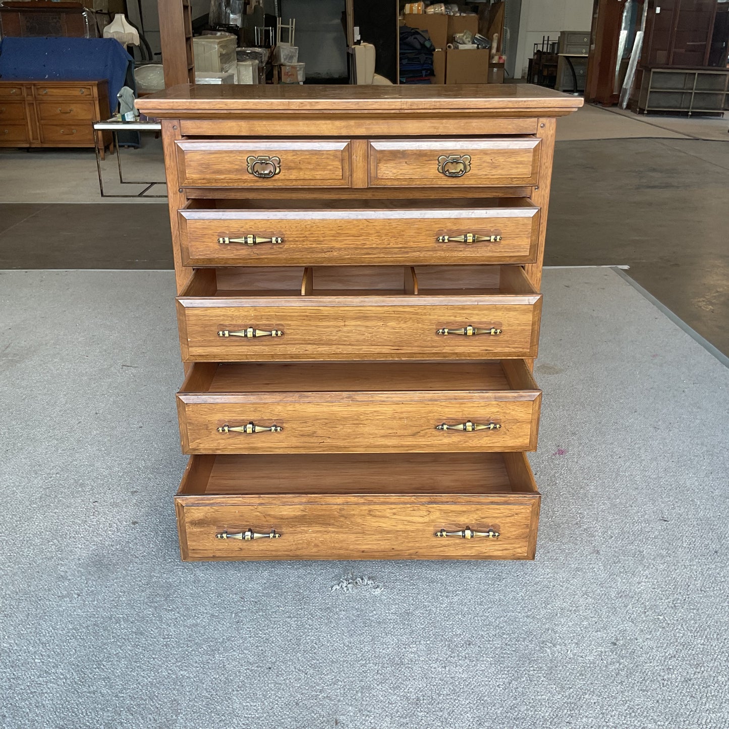 Honey Oak Dresser *WH