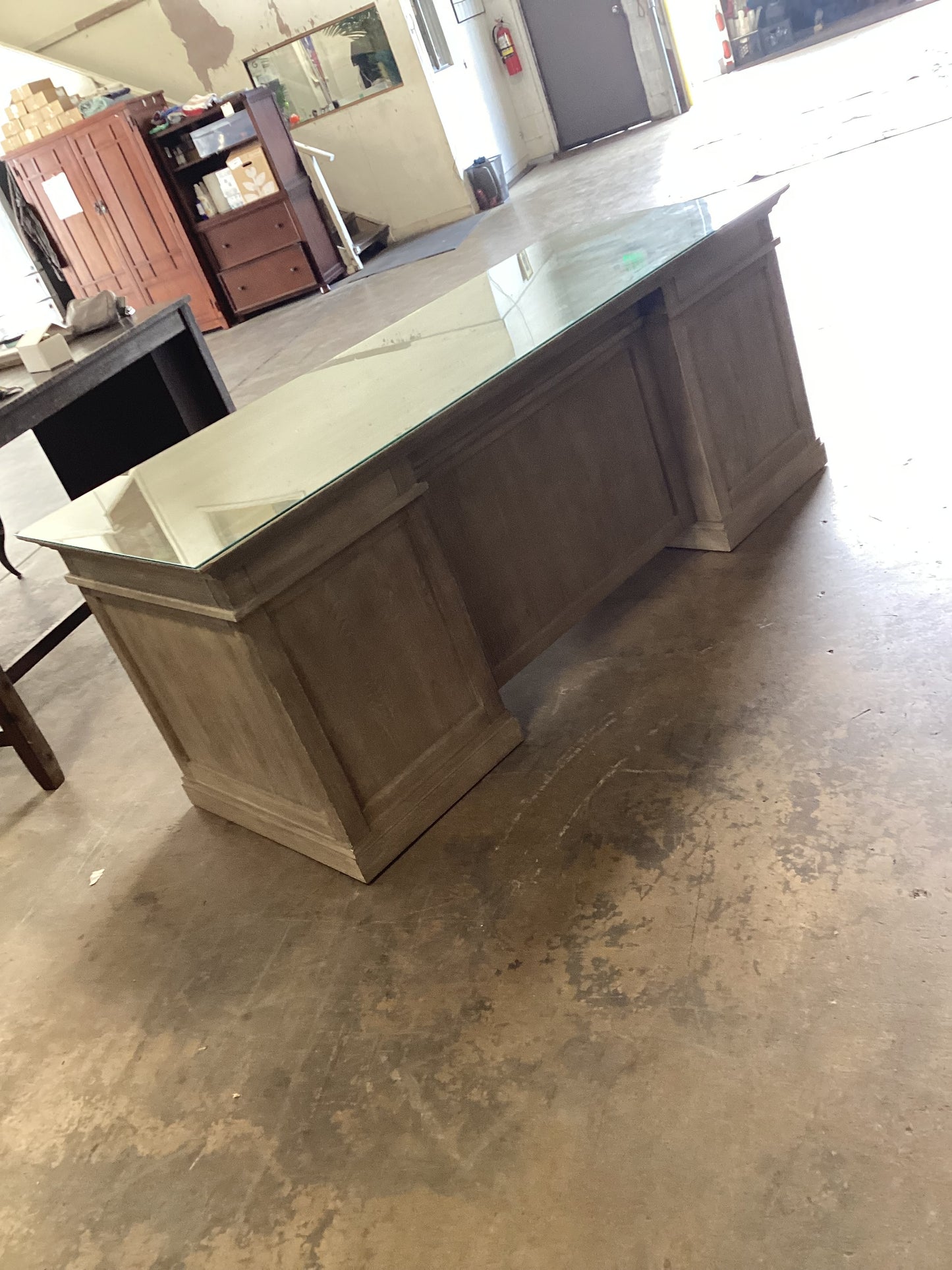 Pretty sweet desk *WH*