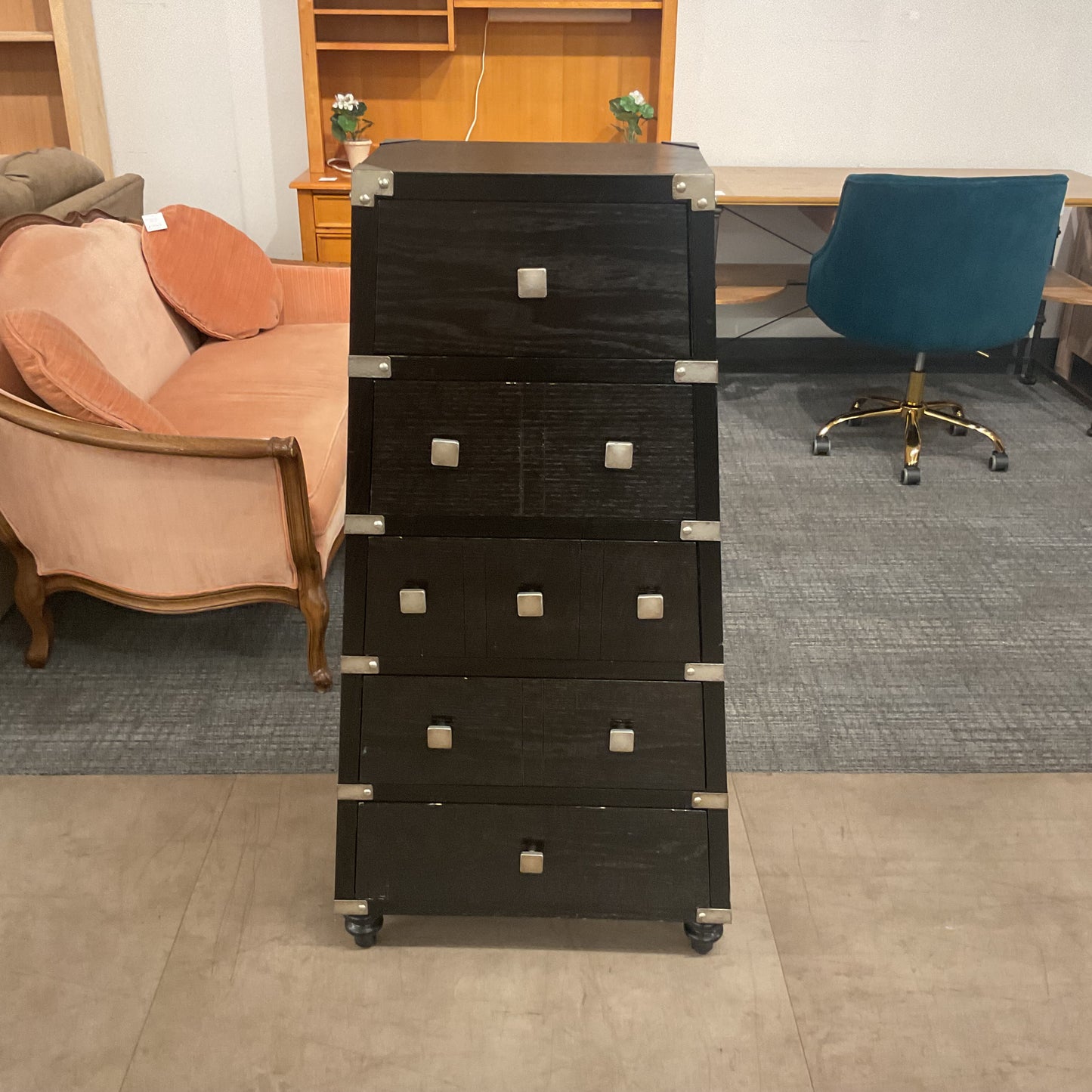 Dustin’s Pyramid Dresser