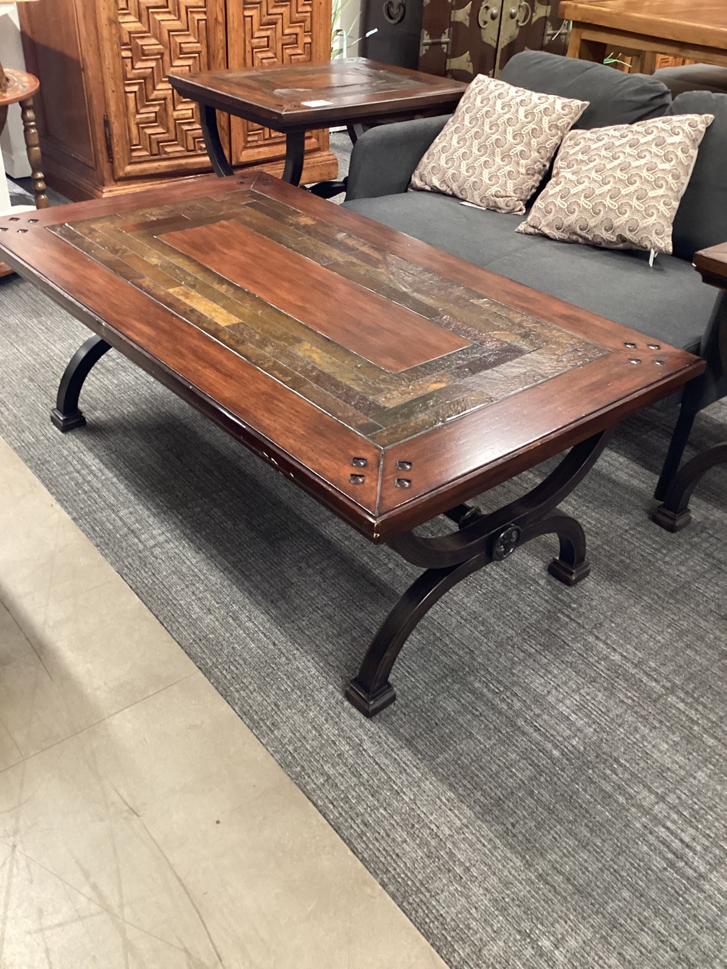 Wooden it bee nice coffee table