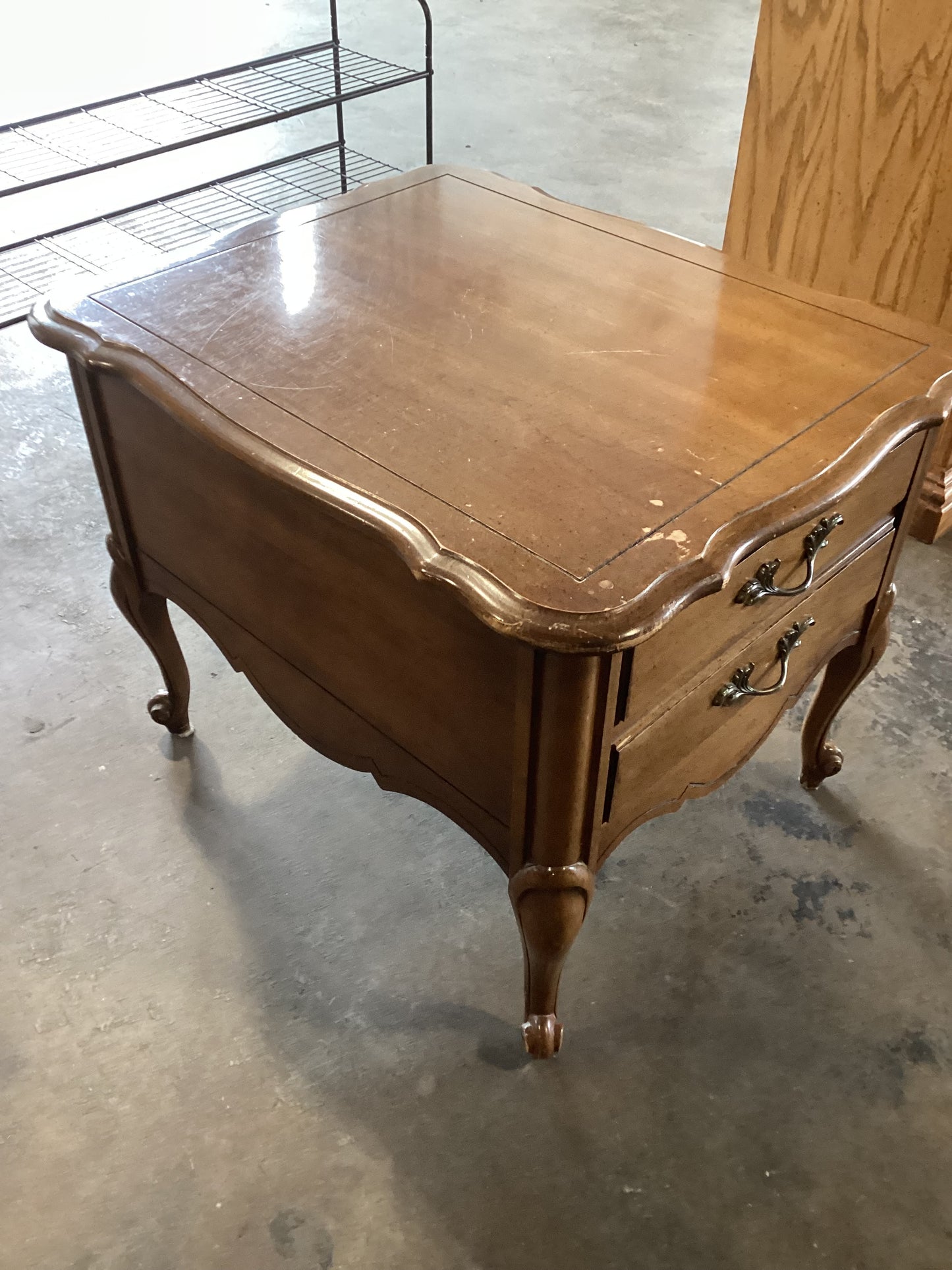Elegant nightstand *WH*