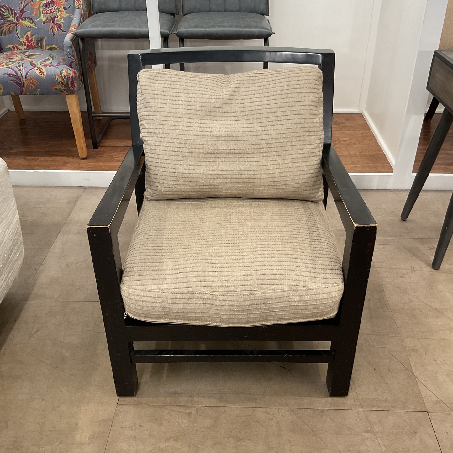 Sandbox Lounge Chair