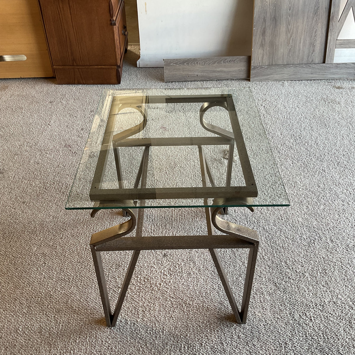 Geometric End Table *WH